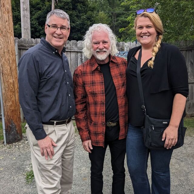 America’s Forests in Maine - Past, Present, Future / America’s Forests with Chuck Leavell celebrates our nation’s woodlands. On this episode, Chuck visits Maine – the most forested state in the USA. Chuck begins his journey through Maine with a Wabanaki native guide. He goes fly-fishing at the base of Katahdin where private lands welcome public visitors. He visits a state-of-the-art factory making building insulation out of wood chips and tries his hand at competitive tree-felling at the Game of Logging. And he finishes up playing rollicking old-time logging songs given new life by contemporary musicians. 📸by Josh Povec & Julia Dunlavey 🌲🎹🌳 @americasforestswithchuck @chuck_leavell #americasforestswithchuck #AFCL #ChuckLeavell #chuck_leavell #maine #americasforestwithchuckleavell #forests #ittakesaforest #rootforruralforests #workingforest #landowner #timber #sustainable #usewood #woodisgood #sustainability #nationalforests #optoutside #chooseoutdoors #rollingstoneskeys